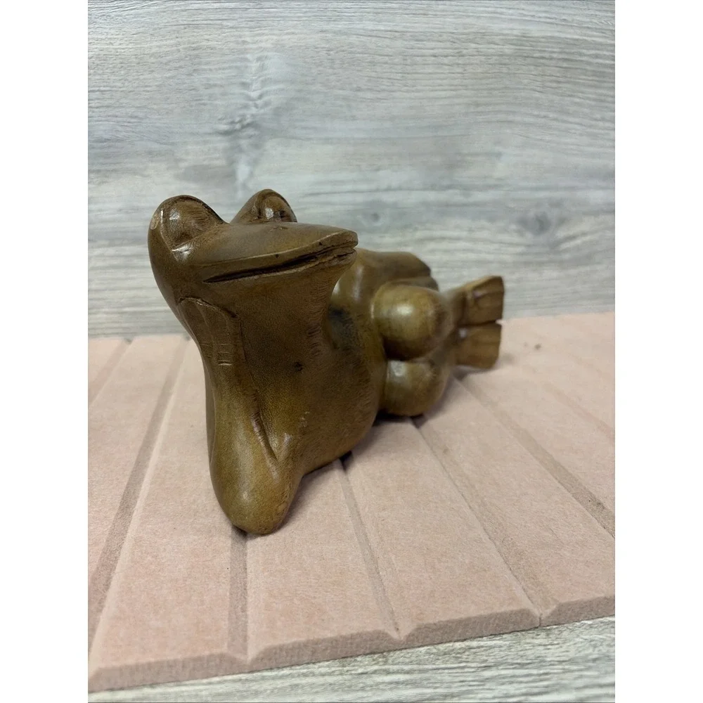 Wood Hand Carved Frog (C4)
